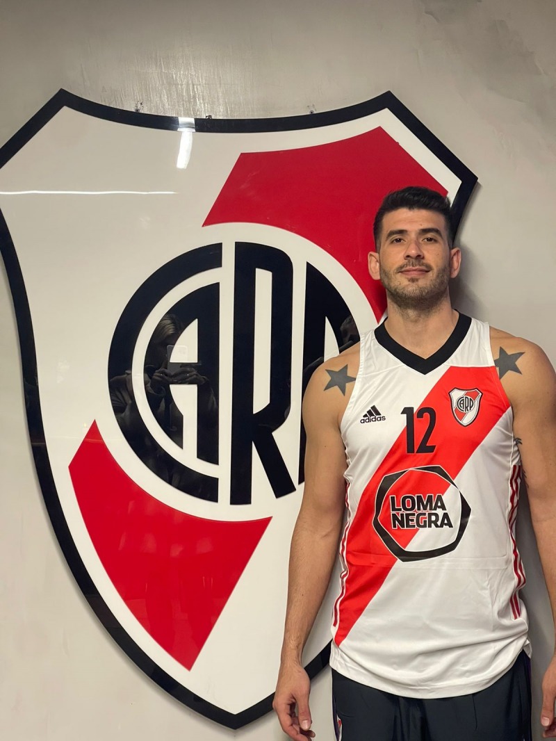 La marca Loma Negra volvi como sponsor, pero en River
